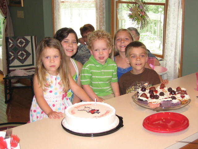 Josie bday 10 047